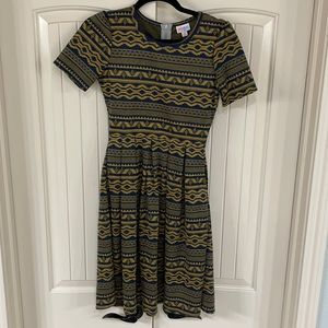 LuLaRoe Amelia